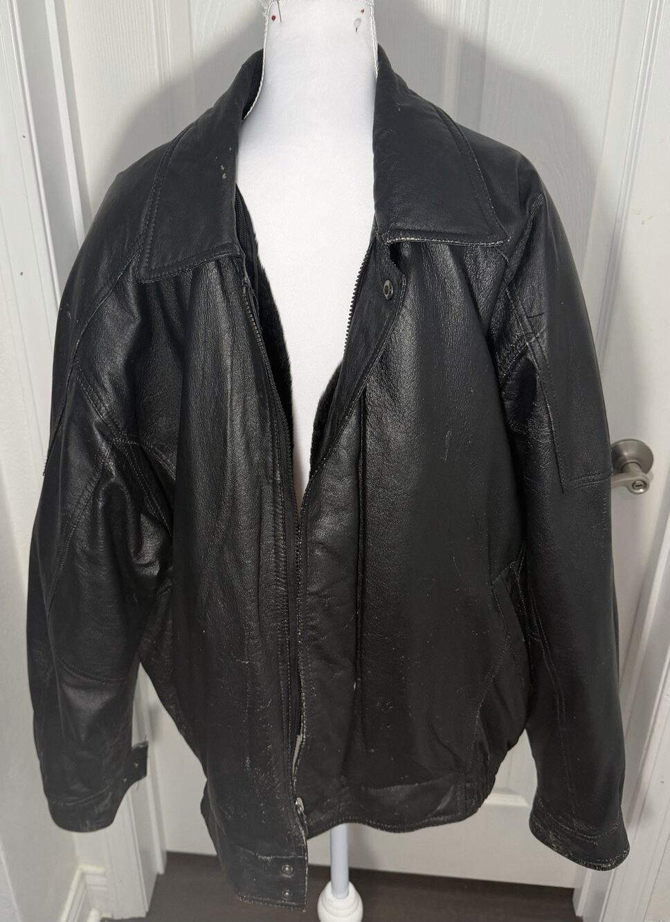 Men's Leather Bomber Jacket Vintage